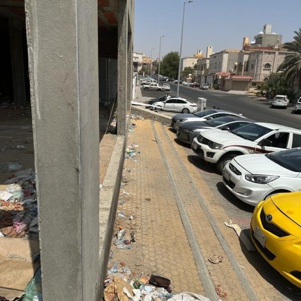 STARBUCKS Page 05 Image 0001 600x600