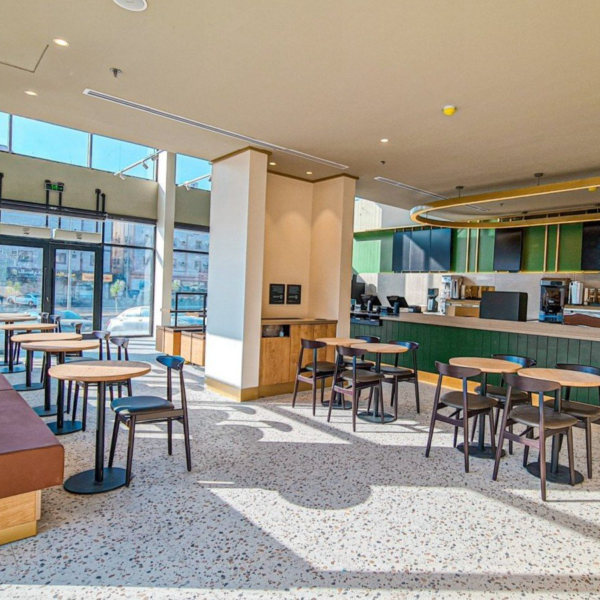 STARBUCKS Page 14 Image 0001 600x600