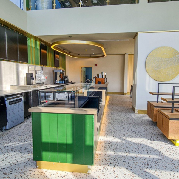 STARBUCKS Page 18 Image 0001 600x600