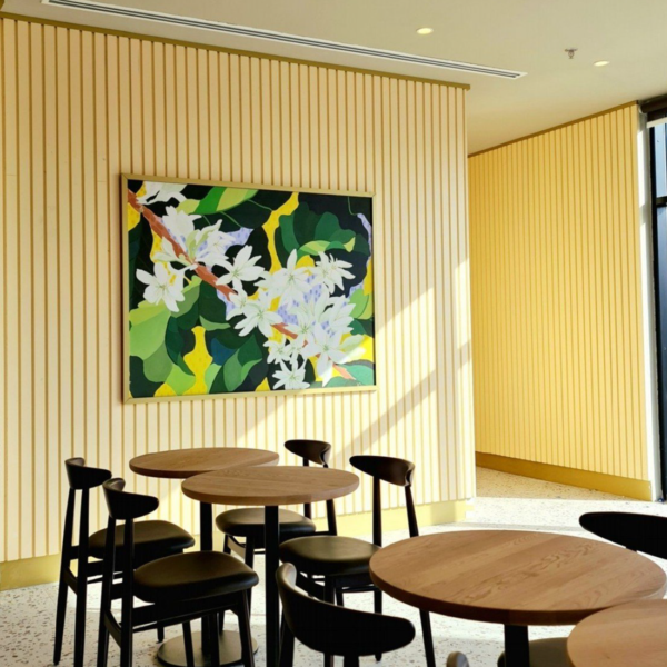 STARBUCKS Page 23 Image 0001 600x600